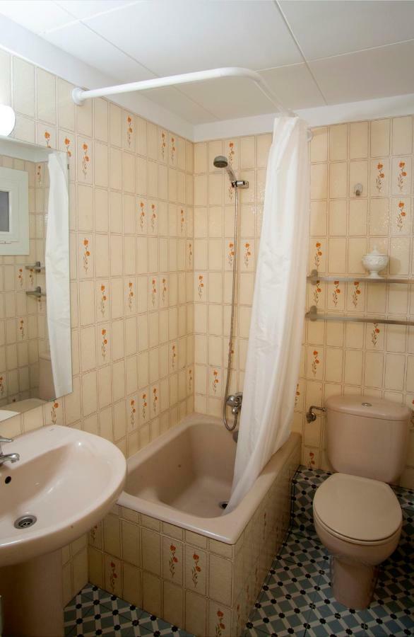 El 3 del Holandés Balaguer Exterior foto