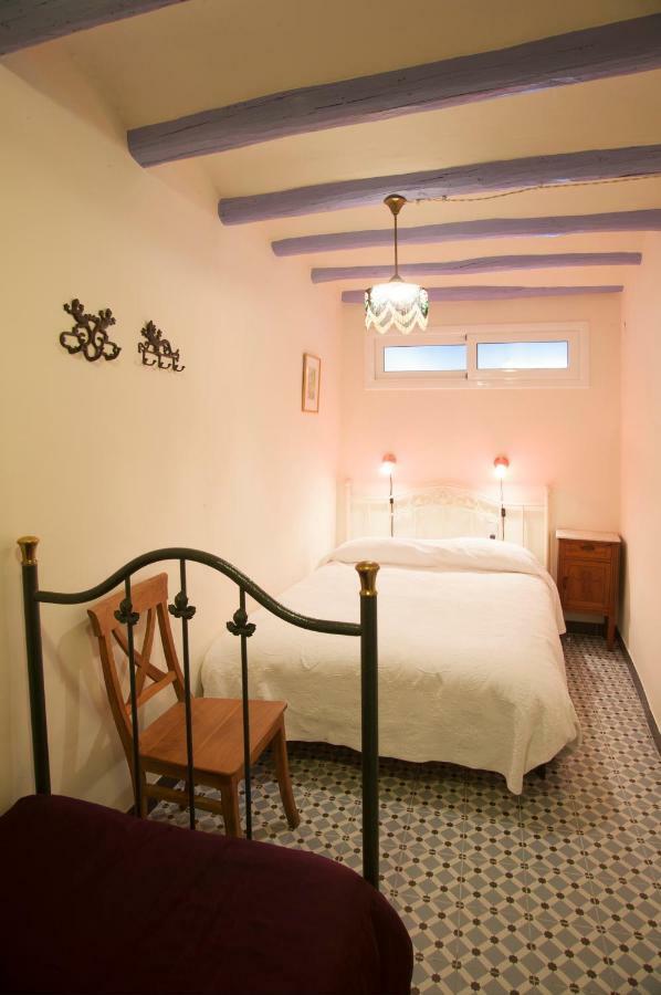 El 3 del Holandés Balaguer Exterior foto